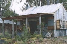 The Slab Hut Samford Art & Craft - Attractions 1