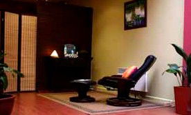 Retreat In The Suburbs - Attractions 0