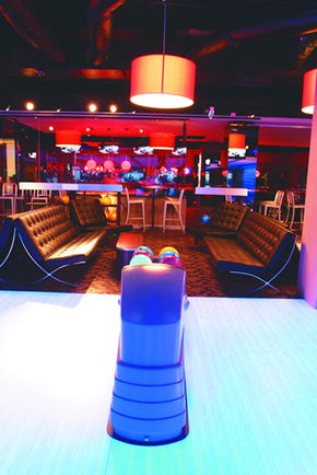 Strike Bowling Bar - King Street Wharf - Attractions 3