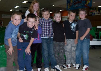 Dragon City Lanes - Attractions 2