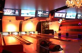 Rockstar Bowling - Attractions 0