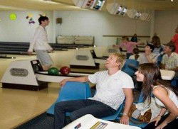 Rosebud Tenpin Bowl - Attractions 3