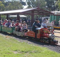 Altona Miniture Railway - Attractions