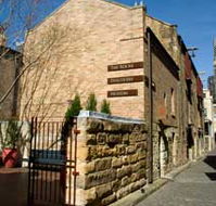 The Rocks Discovery Museum - Attractions