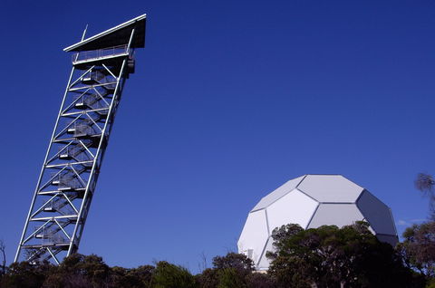 Gravity Discovery Centre - Attractions 0