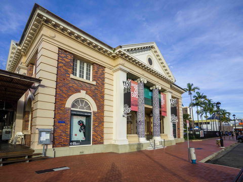 Cairns Regional Gallery - Attractions 9