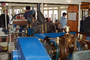 Emmylou Paddle Steamer - Attractions 5