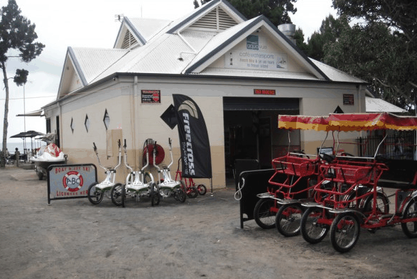 Aquavue Cafe Watersports - Attractions 3