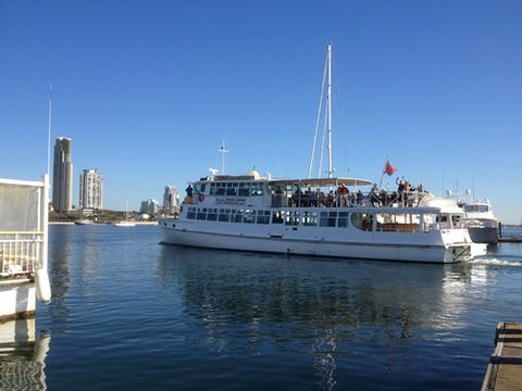 Brisbane Cruises - Attractions 1