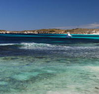 Little Salmon Bay - Attractions