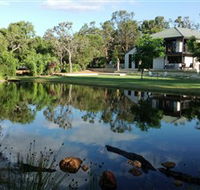 Lake House Gallery - Attractions