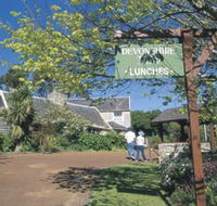 Old Farm Strawberry Hill - Attractions