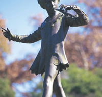 Queens Gardens - Attractions Las Vegas