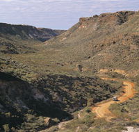 Shothole Canyon - Attractions