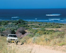 Coronation Beach - Attractions 0