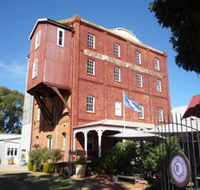 The York Mill - Attractions