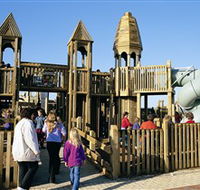 Jubilee Park Adventure Playground - Attractions