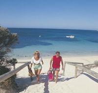 Parakeet Bay - Attractions