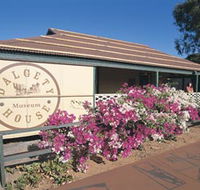 Dalgety House Museum - Attractions