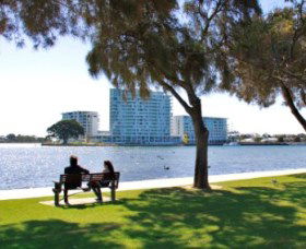 Foreshore Reserve - Attractions 0