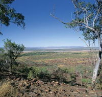 Three Mile Valley - Attractions