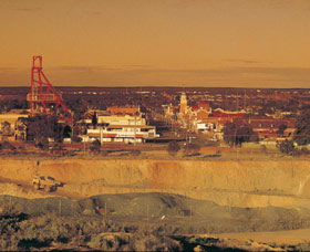 Super Pit - Attractions 0