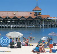 Sorrento Beach - Attractions