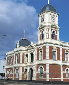 Goatcher Curtain - Attractions Las Vegas 0