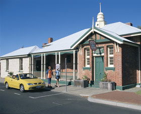 Old Court House Complex - Attractions 0