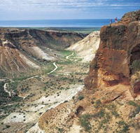 Charles Knife Road - Attractions