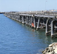 Old Timber Jetty - Attractions