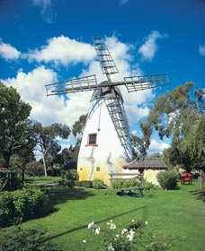 The Old Mill - 1835 South Perth - Attractions 0