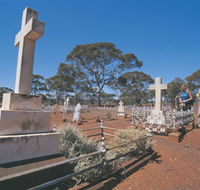 Old Pioneer Cemetery Coolgardie - Attractions