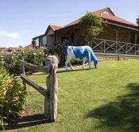 Longview Vineyard - Attractions