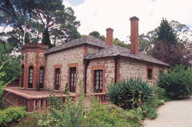 Old Government House - Attractions 0