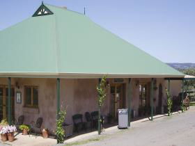 Lloyd Brothers Wine & Olive Company - McLaren Vale - Attractions 0