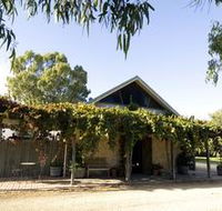 Lake Breeze Wines - Attractions
