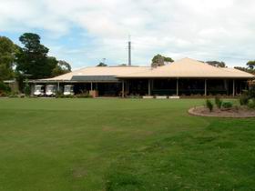 Thaxted Park Golf Club - Attractions 0