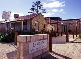 Hollick Winery And Restaurant - Attractions 0