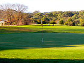Oakbank Golf Club - Attractions 0