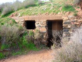 Miners Dugouts - Attractions 0