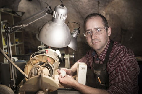 Unique Opal And Diamond Mine  - The Underground Opal Mine - Attractions 5