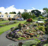 Kaydale Lodge Gardens - Attractions