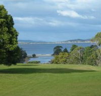 Kingston Beach Golf Club - Attractions