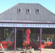 3 Windows Gallery - Attractions