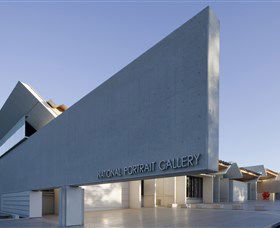 National Portrait Gallery - Attractions 0