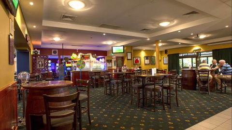 Canberra Irish Club - Attractions 1