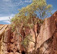 Ochre Pits - Attractions