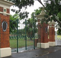 Yeronga Memorial Park - Attractions