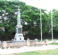 Graceville Memorial Park - Attractions